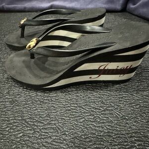 Juicy Couture Size 7 - black and white wedge flip flops. 3 inch heel